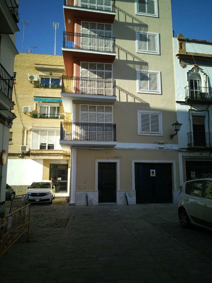 Triana Ruisenor Apartment Seville Exterior photo